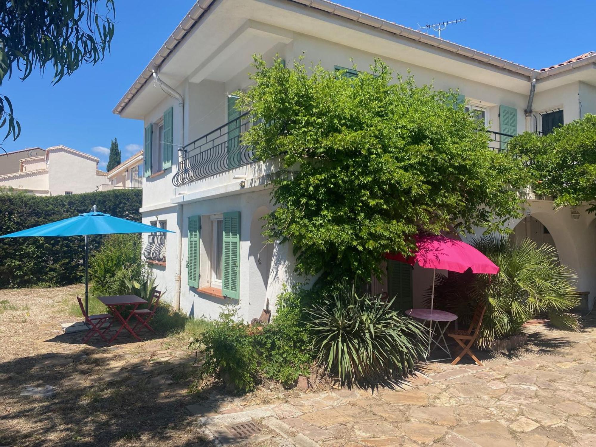 Chez Madou, T1 En Bas De Villa Et Rez De Jardin A 900M De La Mer Et Des Commerces Fréjus Dış mekan fotoğraf